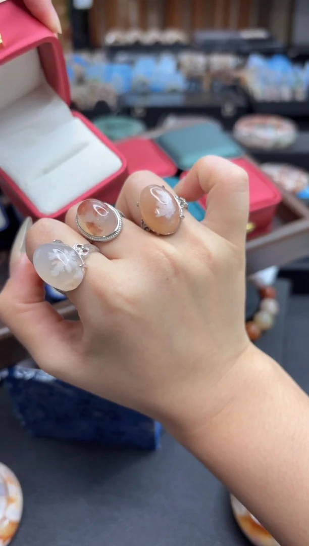 未镶嵌石英质玉戒指A439(多样性发其一)微瑕