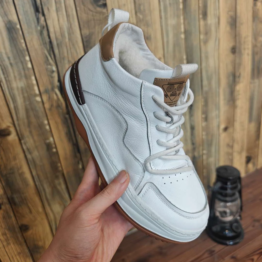 高帮羊皮毛一体内里防寒保暖百搭时尚真皮鞋