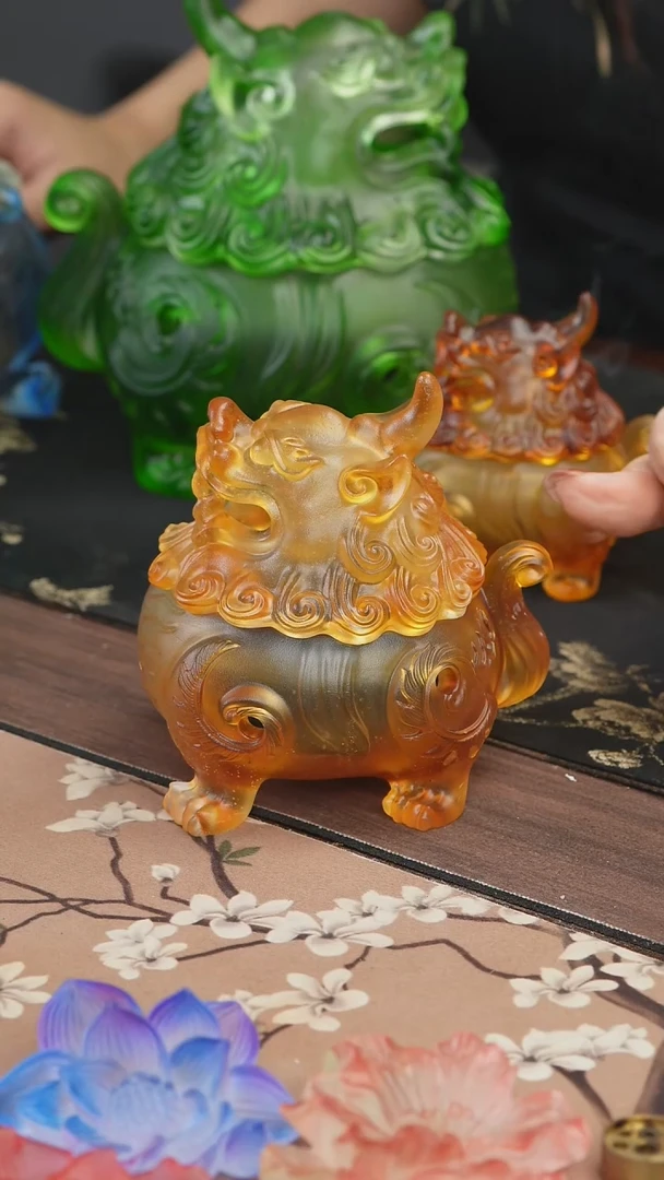 手工艺品琉璃其****?黄色狻猊香炉中号