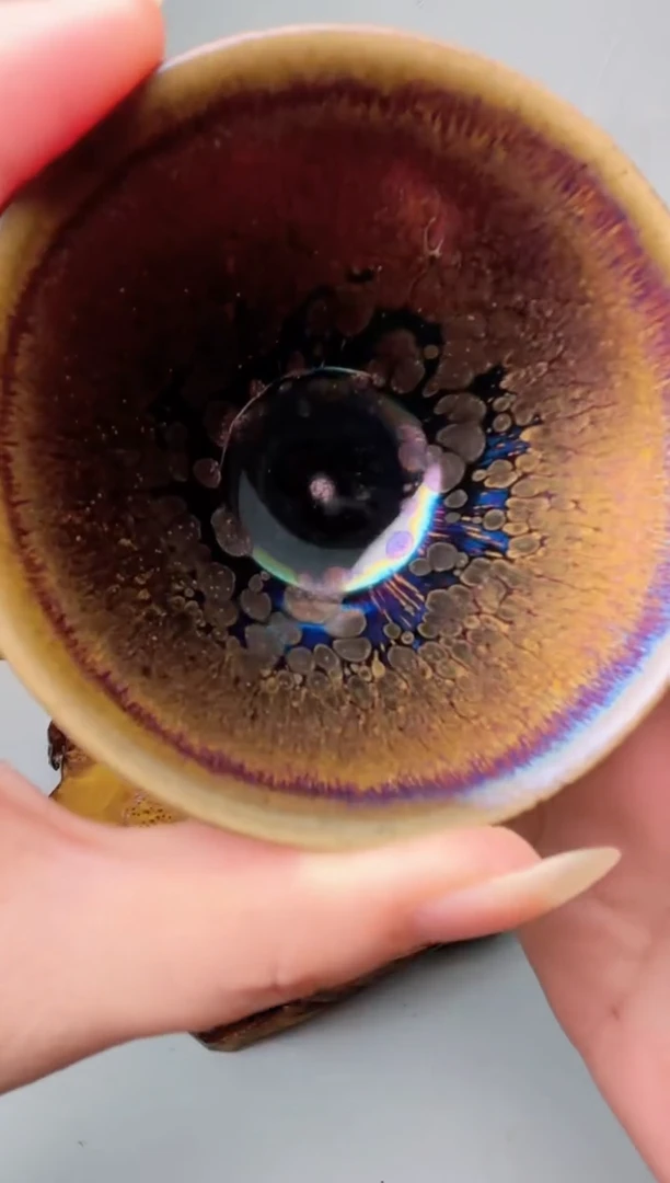 茶盏春申阁微瑕福利1只斗金