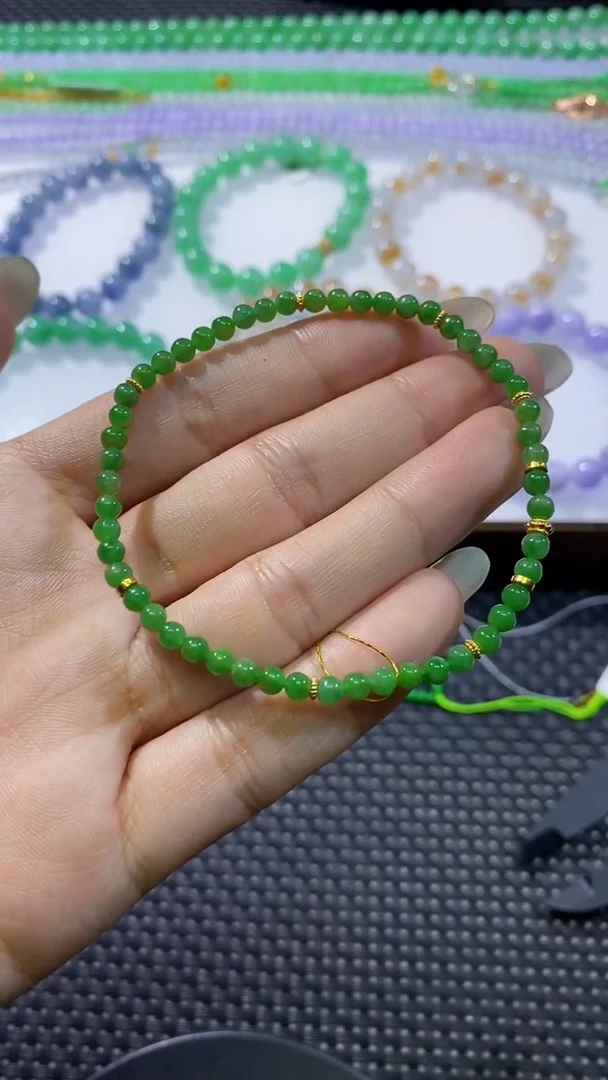 散珠翡翠卡3.6手串