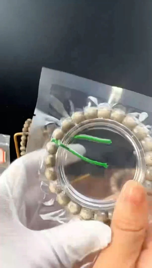 手串星月菩提M3044/10*9绿冰