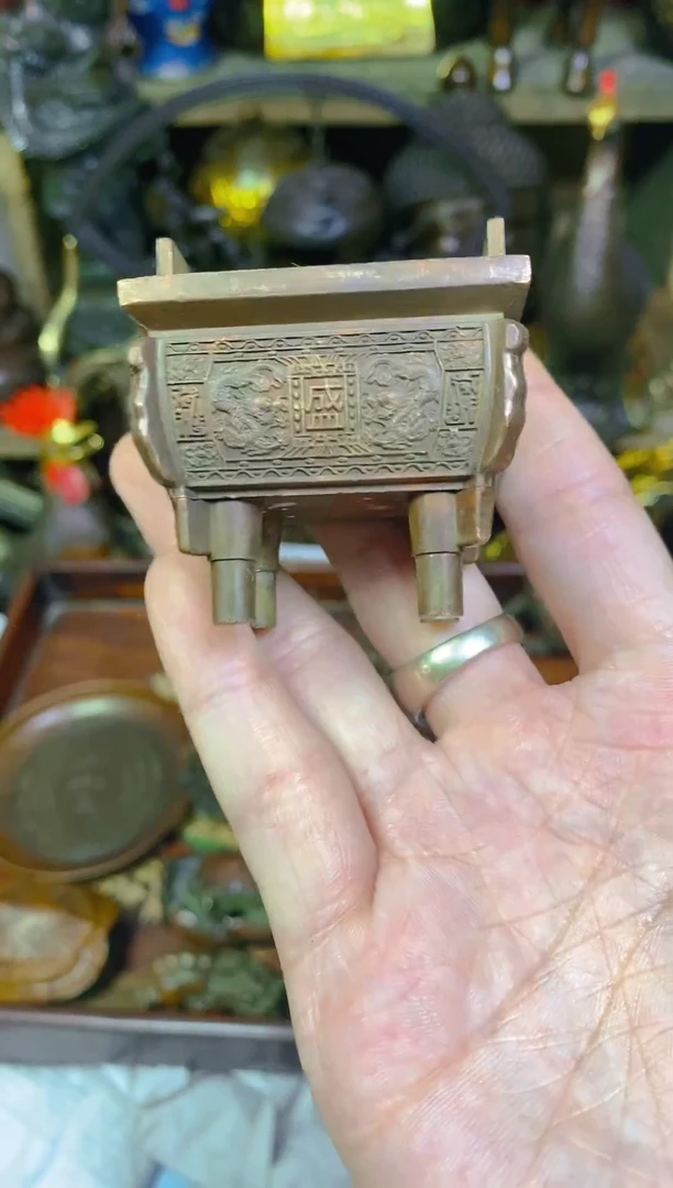 云鸿古铜精品链接