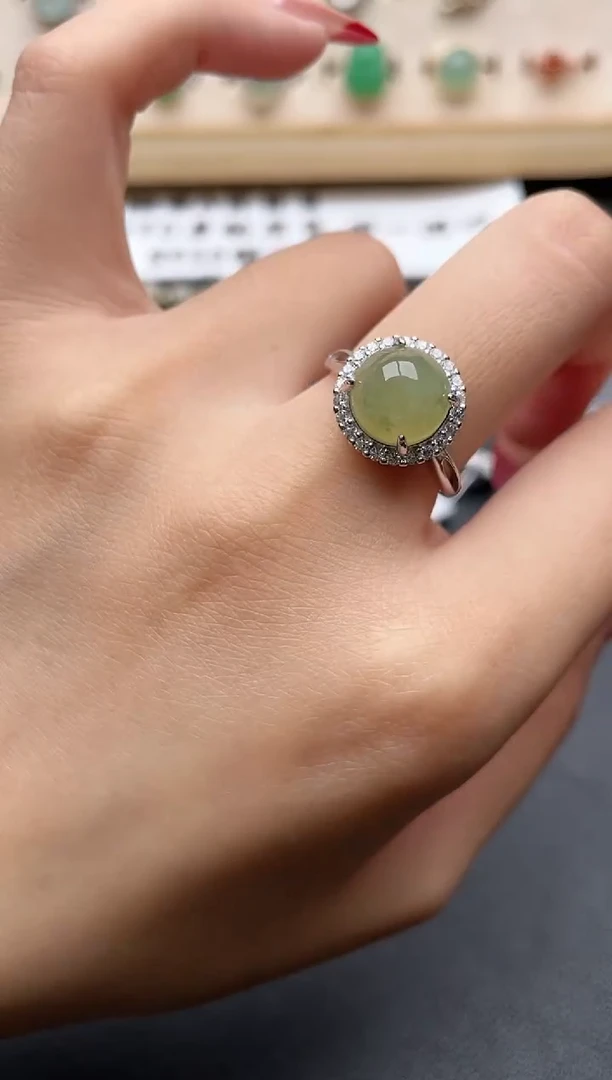 【闪购商品】翡翠戒指银S925镶嵌一物一证一礼盒