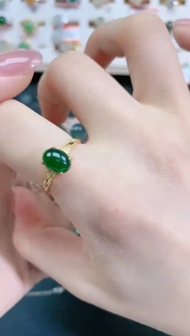 翡翠戒指银S925镶嵌天然翡翠
