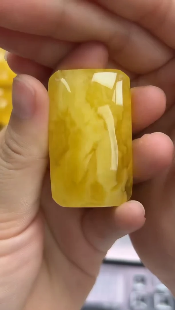 裸石琥珀未镶嵌琥珀蜜蜡吊坠