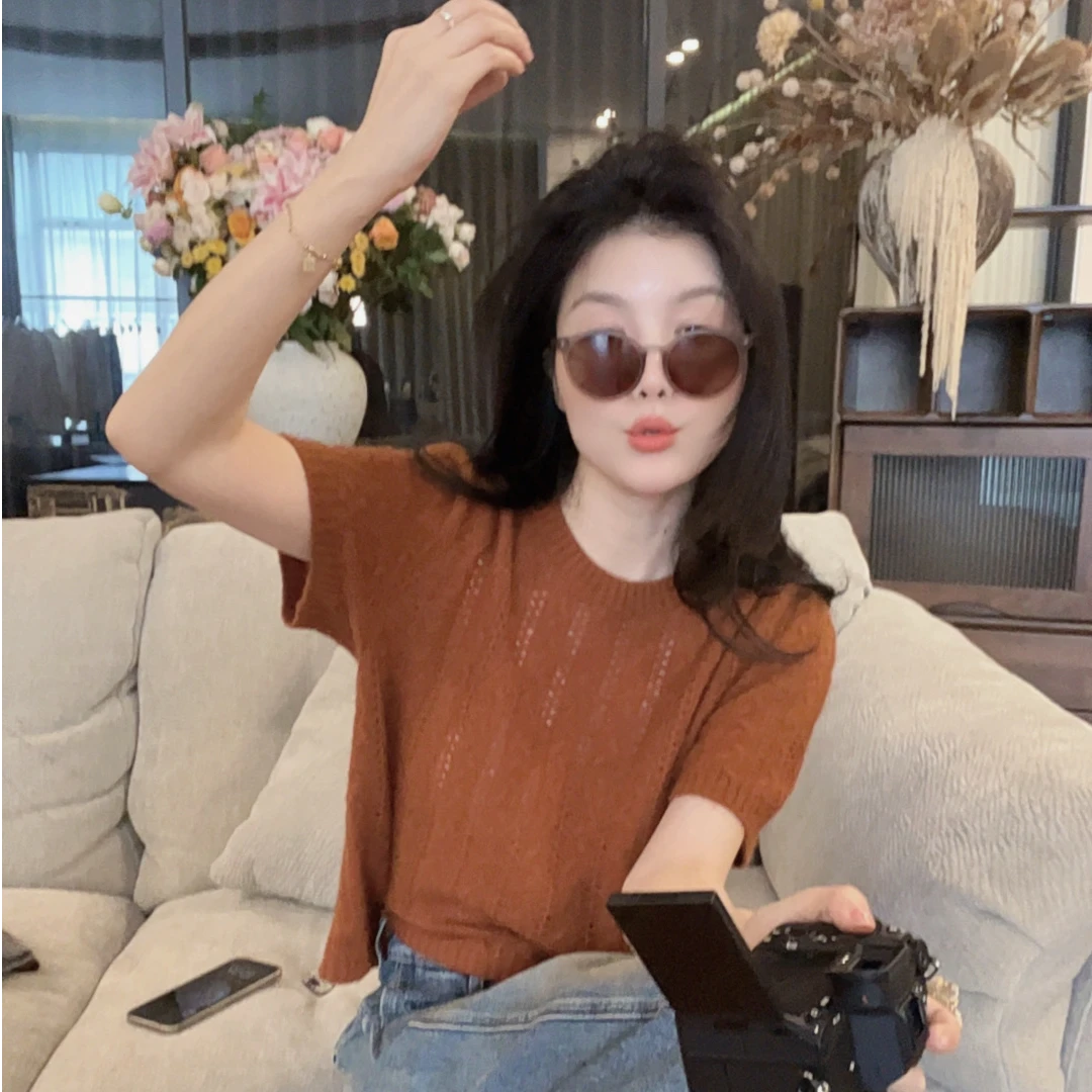 【悦悦专属】新款圆领纯色镂空短袖针织衫Y731