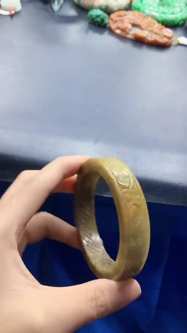 颈饰未镶嵌翡翠天然缅甸a货翡翠56.7