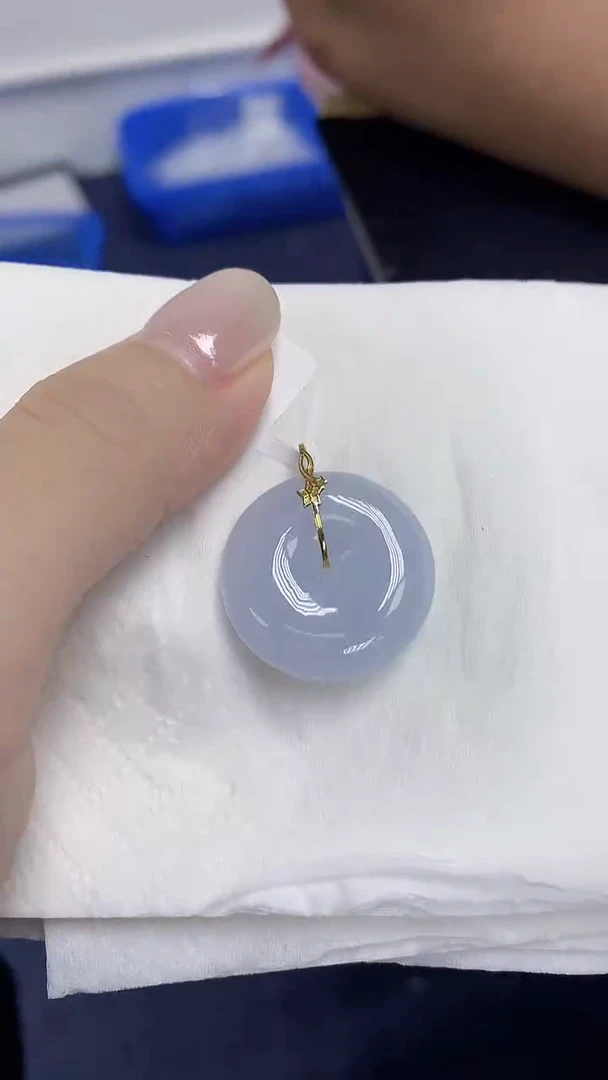 翡翠18K金镶嵌颈饰天然缅甸翡翠A货多样性发其一