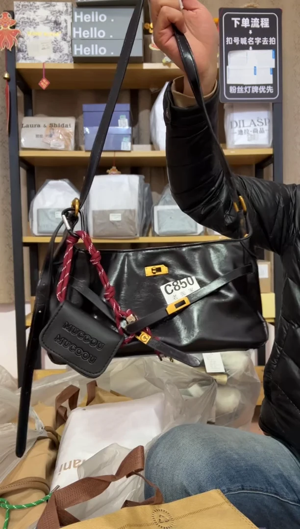 小牛剖层皮革老张家女包850