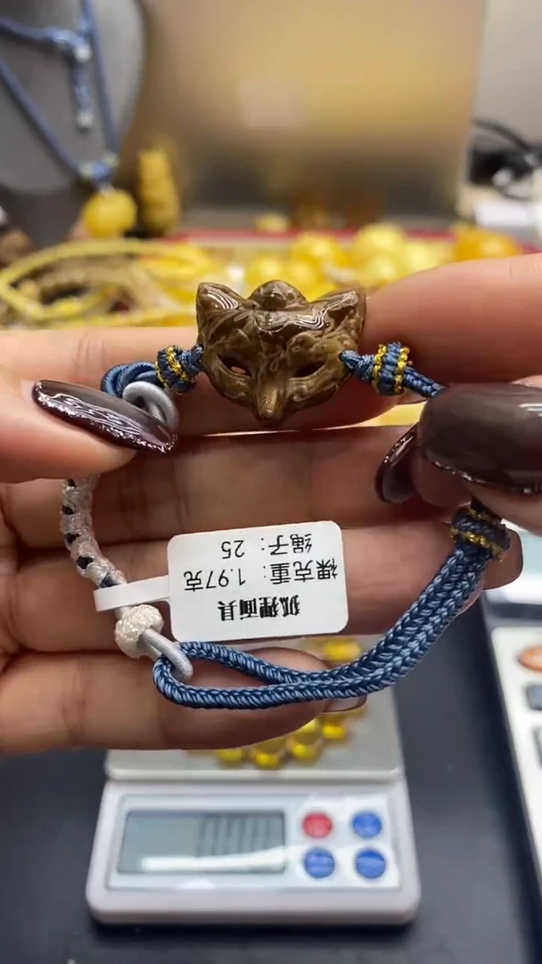 琥珀未镶嵌珠宝奇石337
