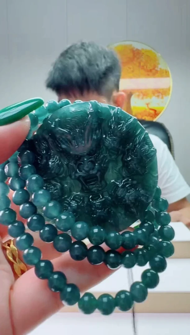 翡翠未镶嵌颈饰多样性随机发其一