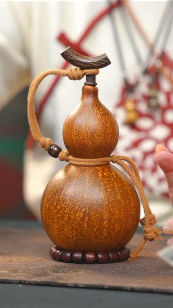 【闪购商品】RN128大漆酒葫芦不包手串及旋转底座