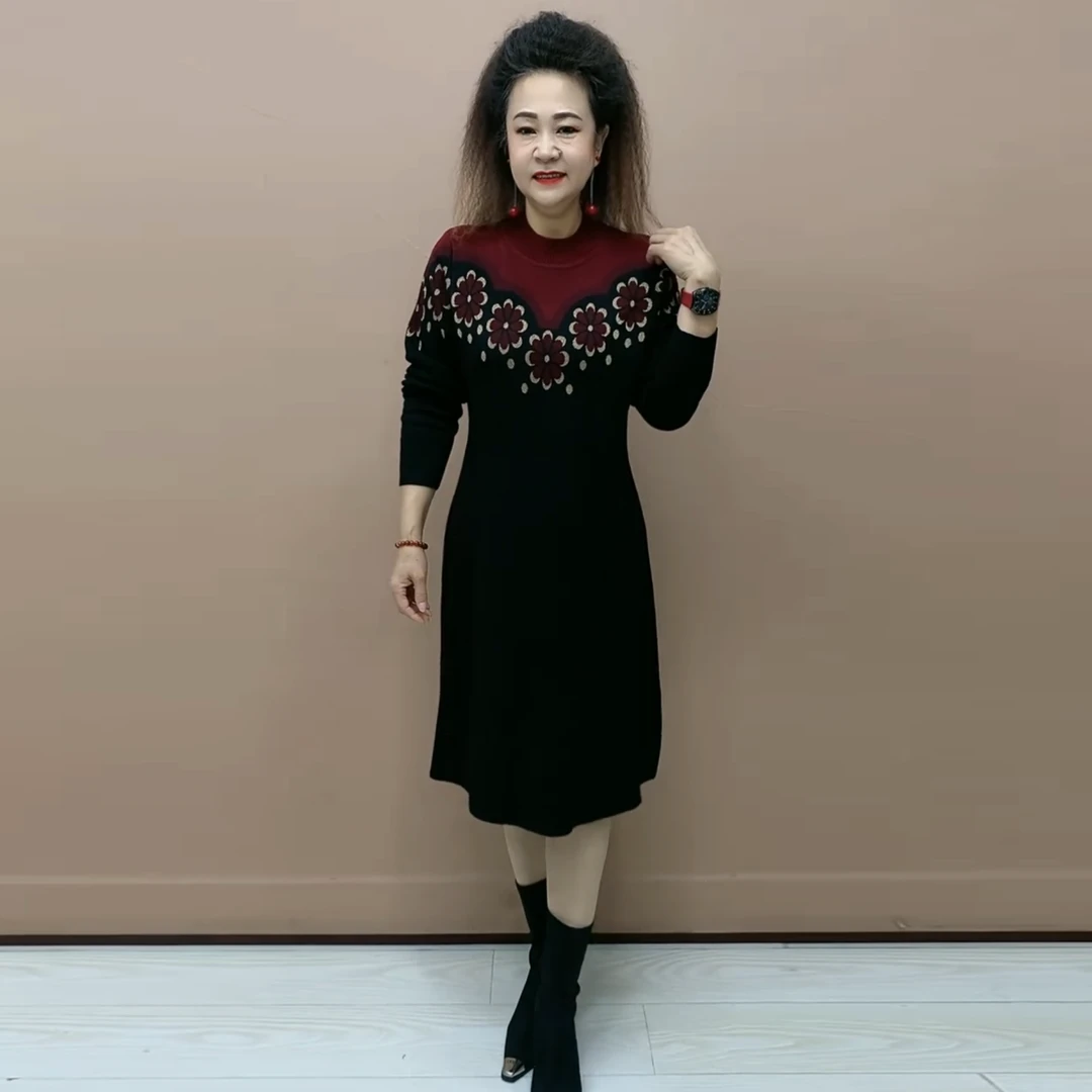 高端妈妈针织弹力连衣裙秋冬气质减龄优雅宽松显瘦套头大码毛衣裙
