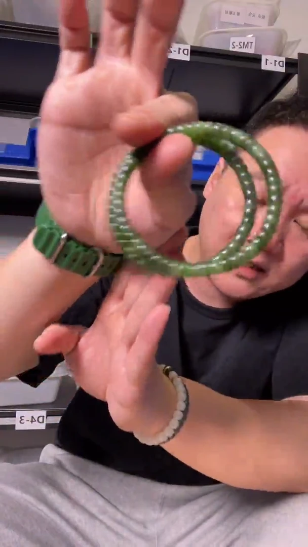 未镶嵌手串和田玉B251210-99多样性发货，发其一