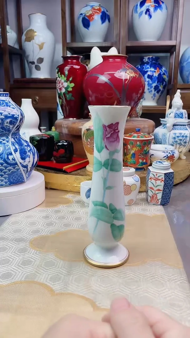 【闪购商品】盘香兰社花瓶一一一