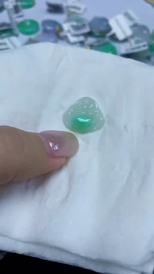 翡翠未镶嵌颈饰天然缅甸翡翠A货