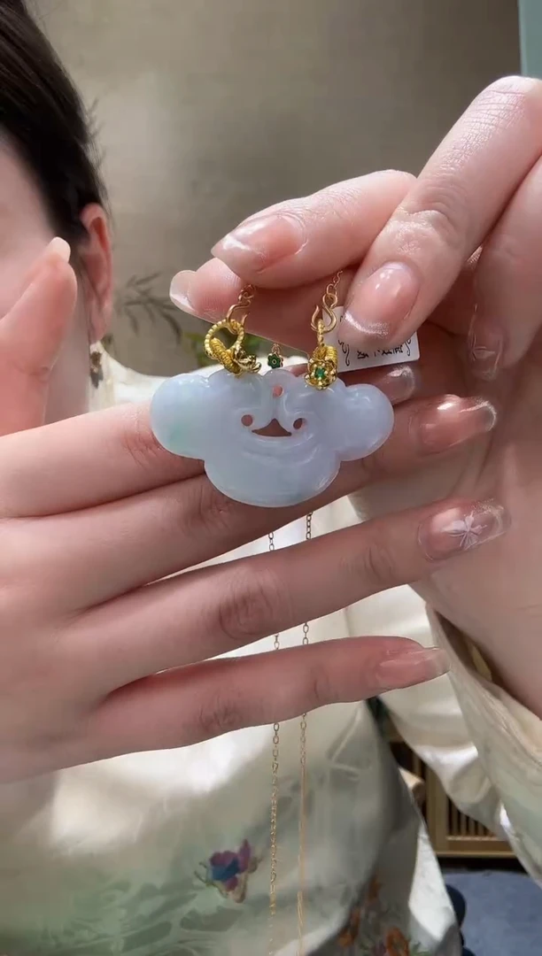 【闪购商品】翡翠颈饰未镶嵌吊坠