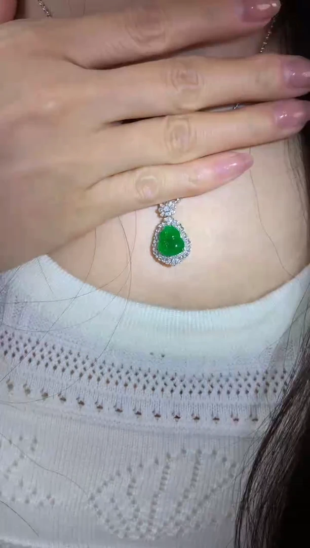 18K金镶嵌戒指翡翠|不退不换