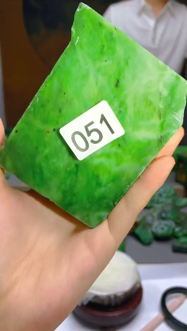 和田玉（碧玉）未镶嵌珠宝半成品51