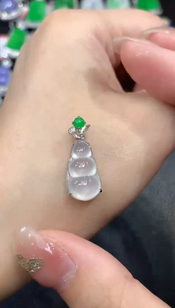 吊坠(不含链)18K金镶嵌翡翠A28