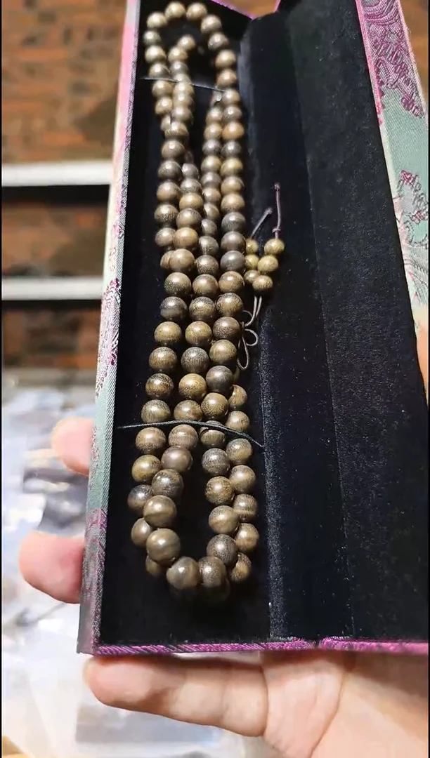 金丝楠0.8阴沉绿龙胆多圈