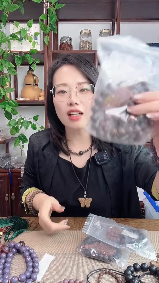 泥塑抱扑+金颜茉莉的大脖挂