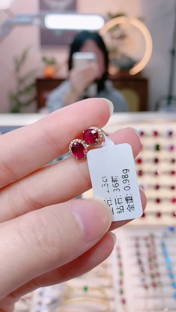 【闪购商品】碧玺18K金耳饰18K金镶嵌1