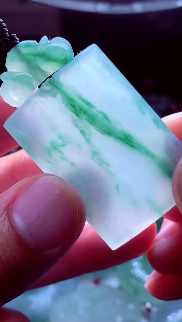 未镶嵌定制翡翠七**?翡翠毛货定制