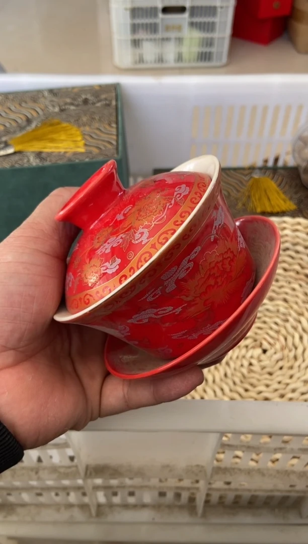 无运费险有瑕疵的摄影的产品有使用过的痕迹有点脏介意勿拍