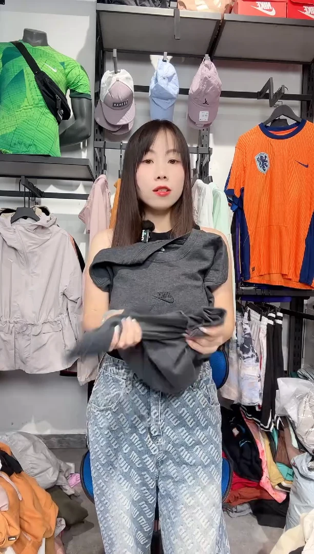 1129编码 瑕疵款直播间过款为准 尺码L