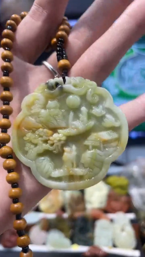 【闪购商品】岫玉吊坠未镶嵌·