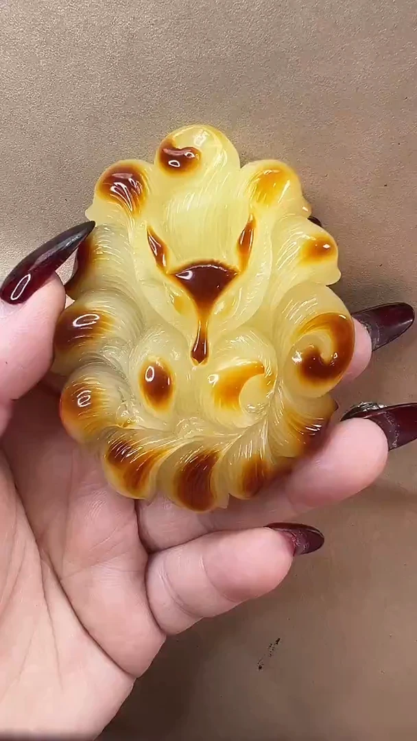 琥珀颈饰未镶嵌吊坠