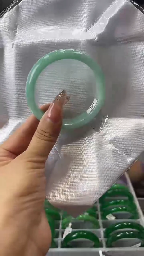 【闪购商品】砖雕h13  圈口59 独货手镯