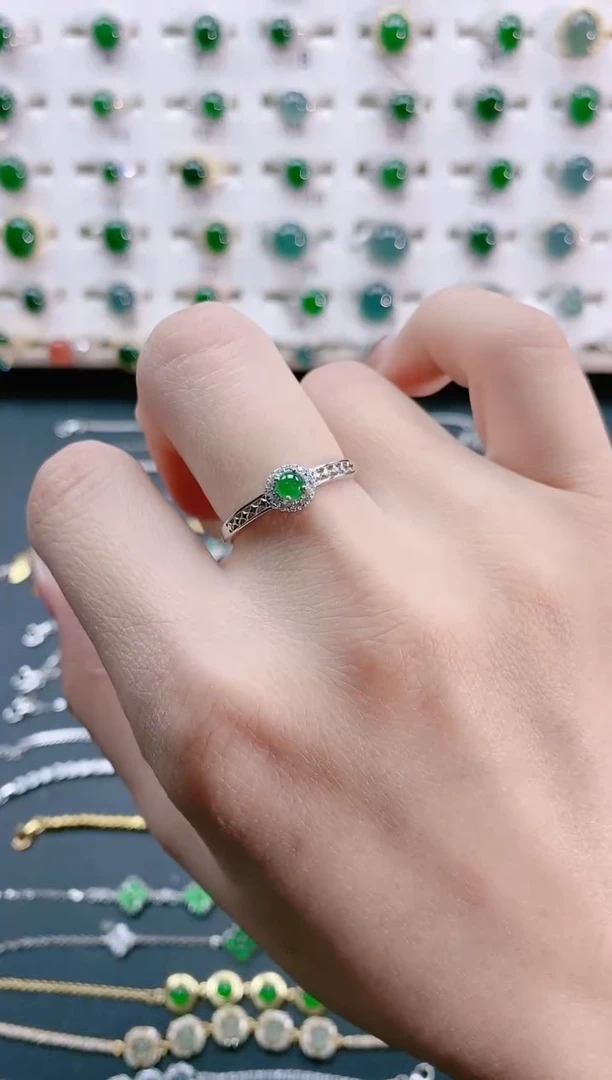 【闪购商品】翡翠戒指银S925镶嵌天然翡翠