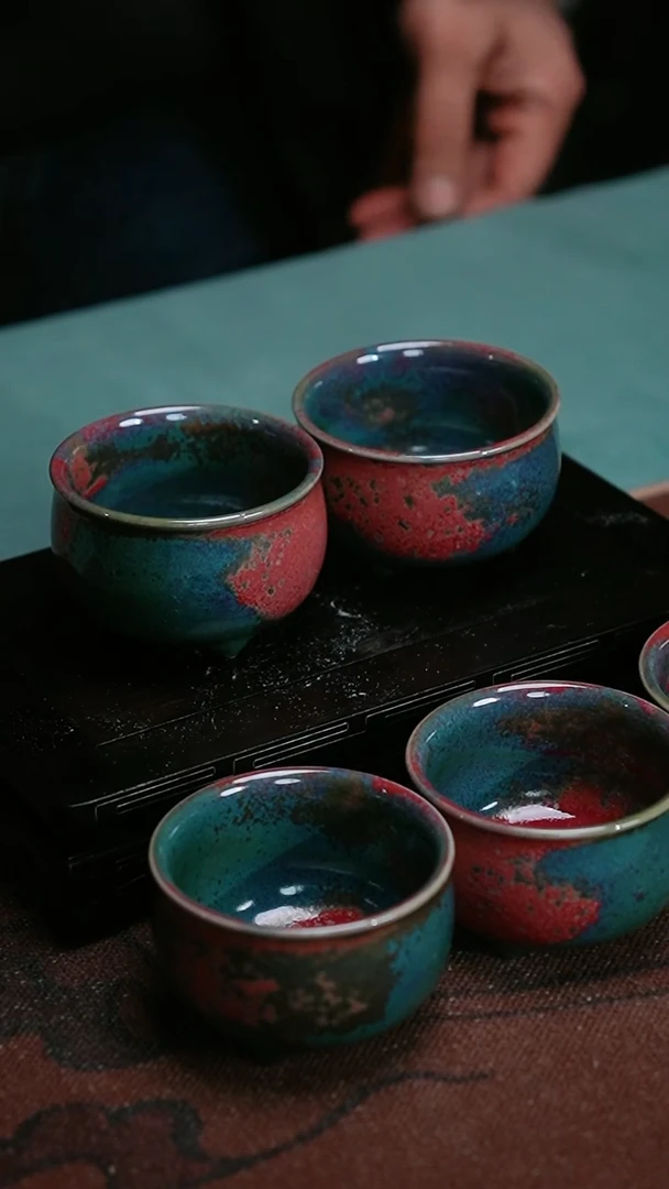 【闪购商品】122-10三足炉式杯（炉钧釉窑变随机）