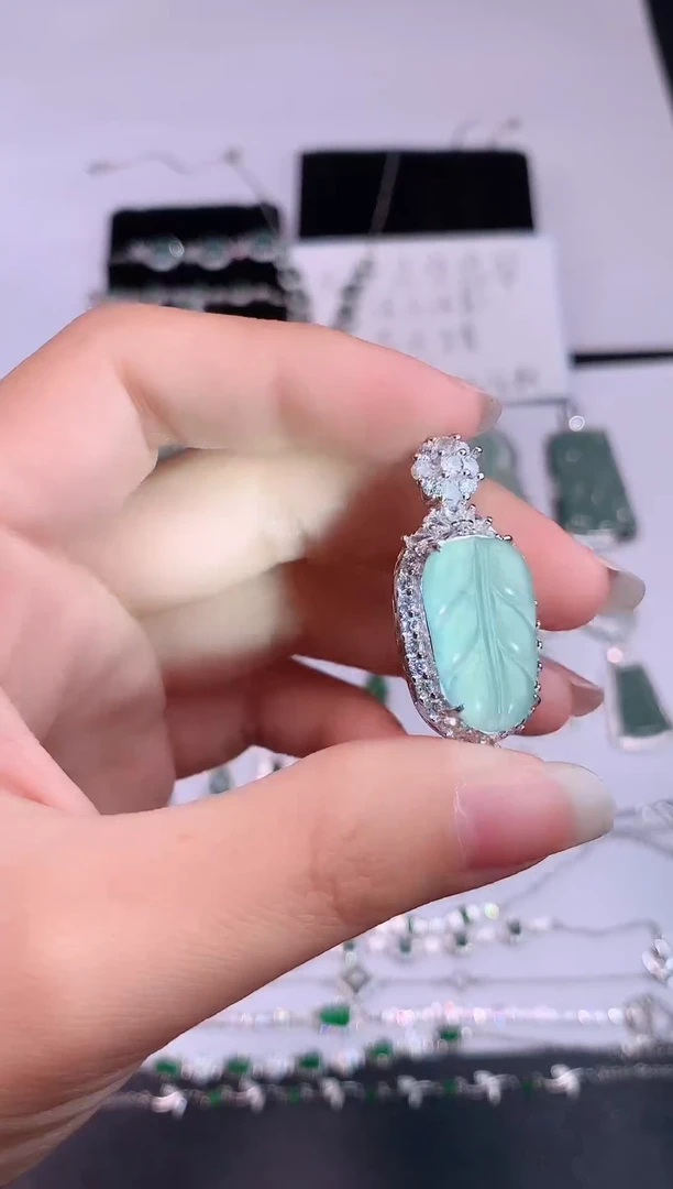 颈饰未镶嵌翡翠0芹0翡翠珠宝234