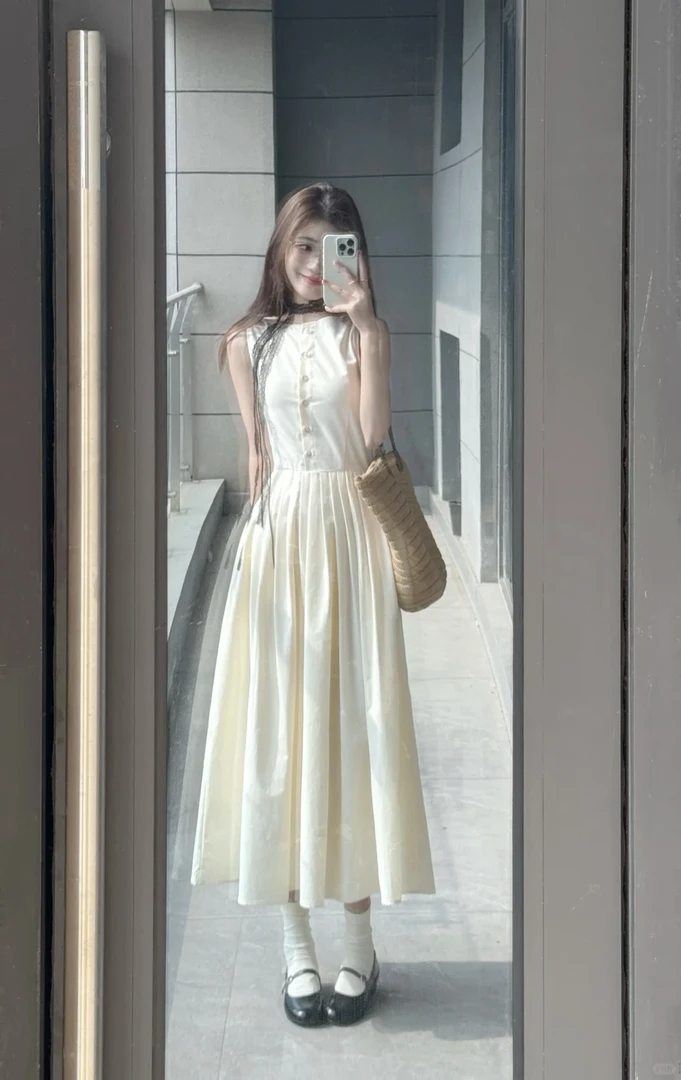 背心连衣裙女夏季2025新款今年流行爆款小个子气质温柔无袖长裙子