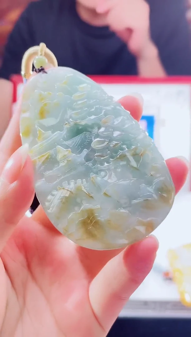 颈饰未镶嵌翡翠多样性发其一