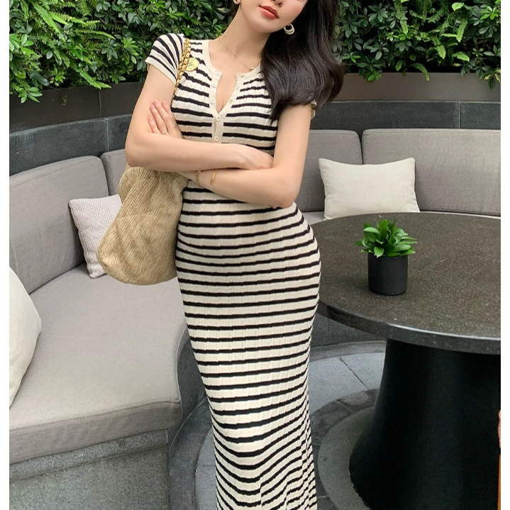 2025新款高级感气质高腰夏季有袖拼接连衣裙条纹百搭修身小众长裙