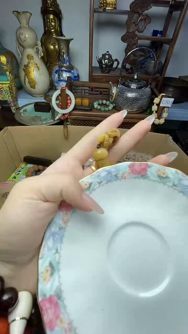 瓷片罗*塔瓷器瓷器瓷器瓷器瓷器