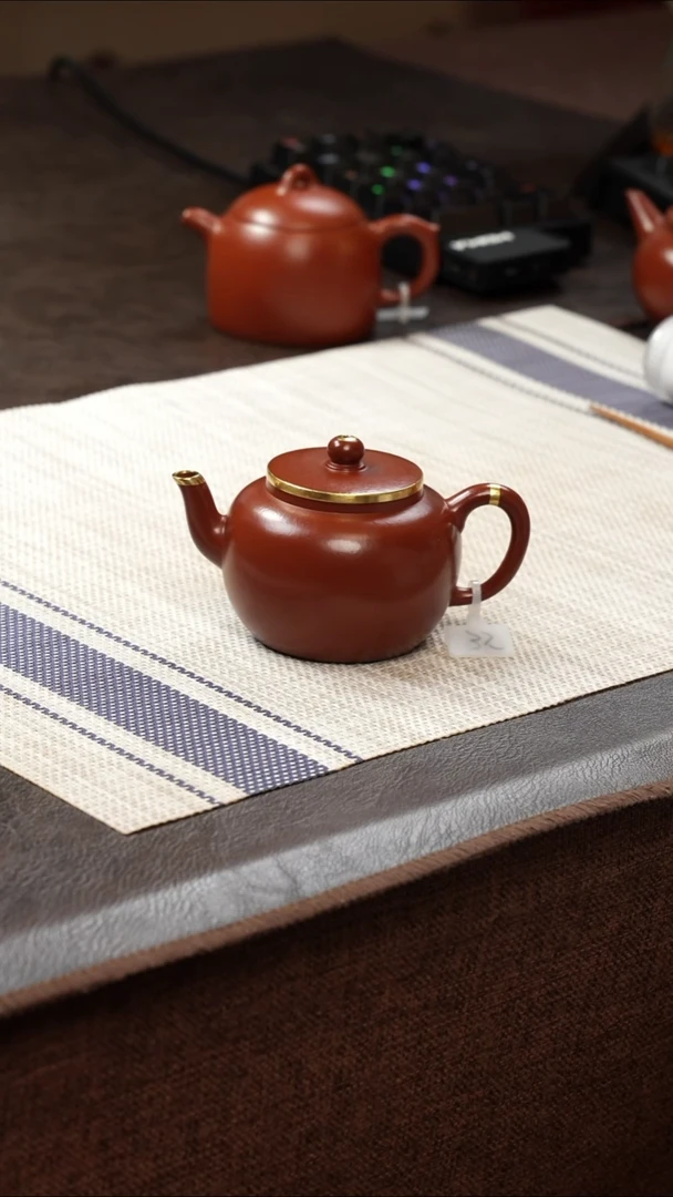 茶壶紫砂壶·19朱泥包金宫灯125cc