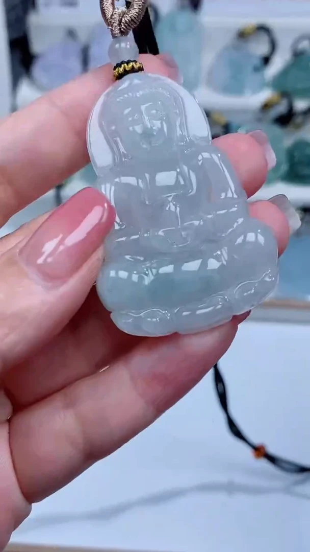翡翠未镶嵌颈饰吊坠