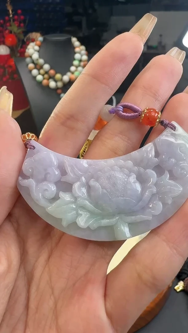 【闪购商品】翡翠颈饰未镶嵌挂件