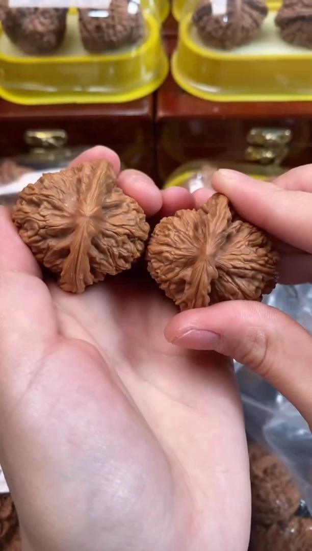 把件文玩核桃南疆石40尺s990