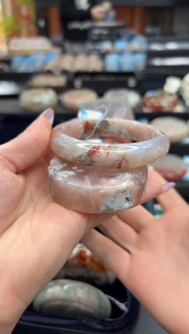 未镶嵌手镯石英质玉C30(58圈赠送镯心)不退不换