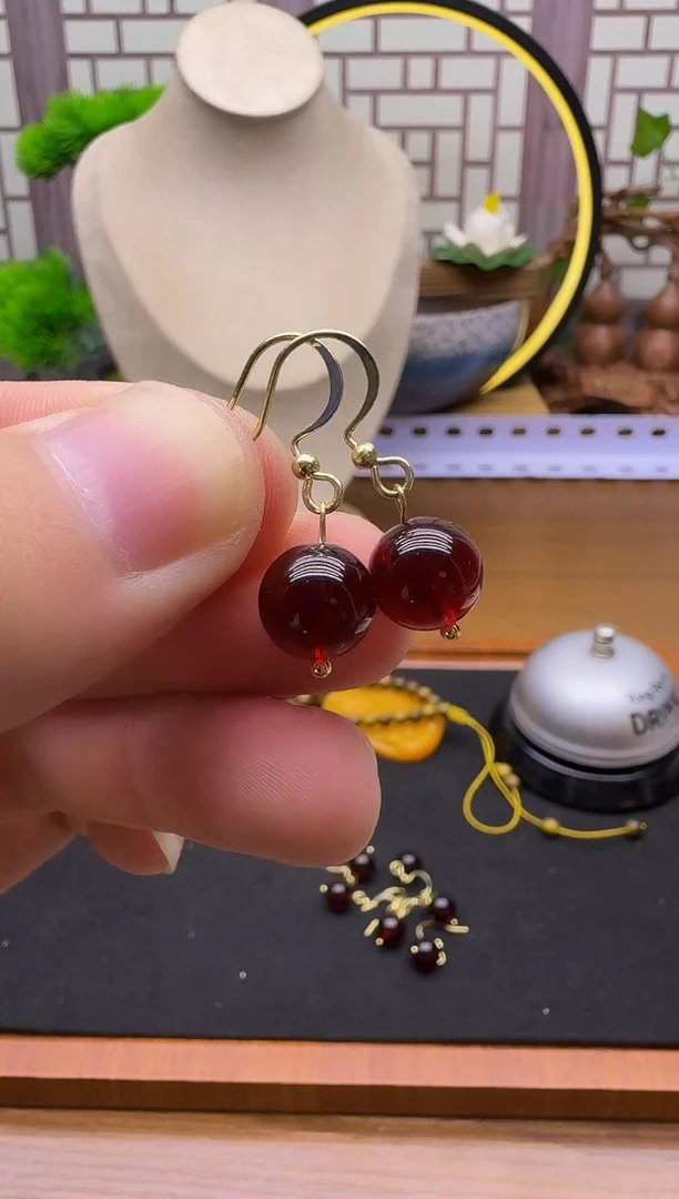 血珀14K金镶嵌耳饰E29