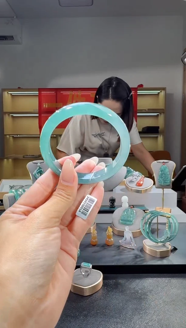 未镶嵌手镯翡翠58圈·