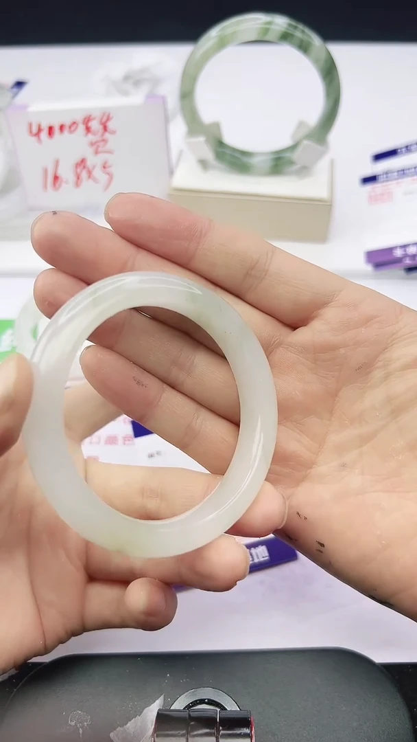 未镶嵌手镯石英质玉186-56/57