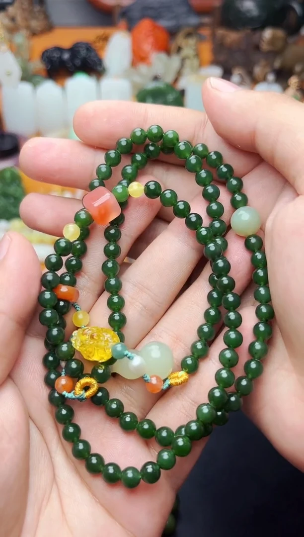 【闪购商品】和田玉手串未镶嵌多圈手串01